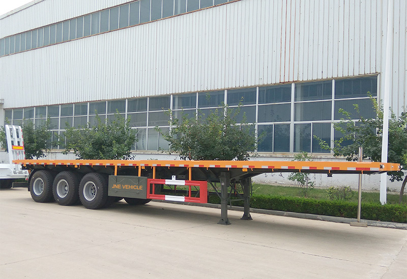 Three-axle Flatbed Trailer