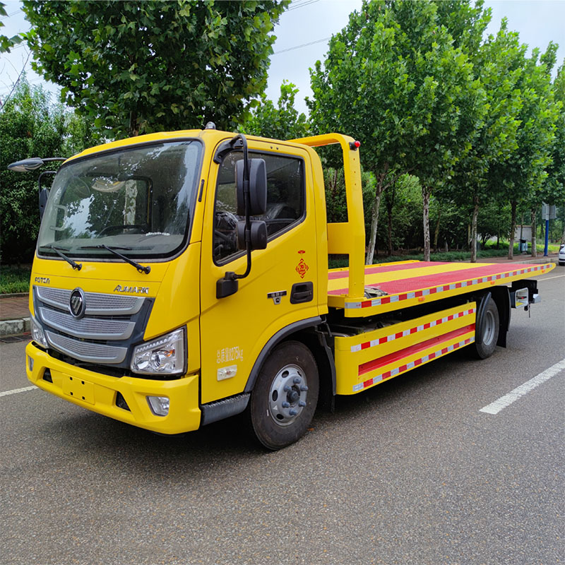 Tilt Tray Tow Truck
