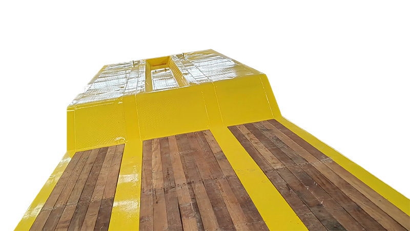 Detachable gooseneck lowbed semi-trailer